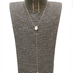 necklace and earrings set